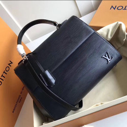 Louis Vuitton 루이비통 신상 클루니백 CLUNY MM M41302