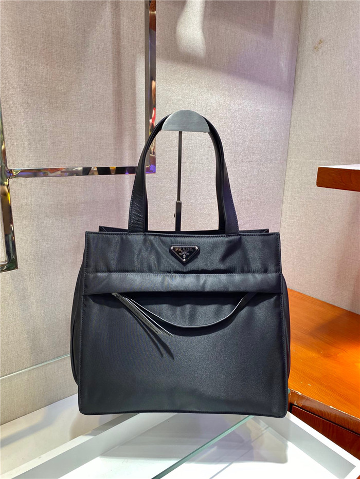 PRADA 프라다 나일론 토트백 P12501 신상