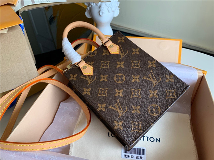 ★판매완료★ Louis Vuitton 루이비통 모노그램 나노 쁘띠 삭 플라