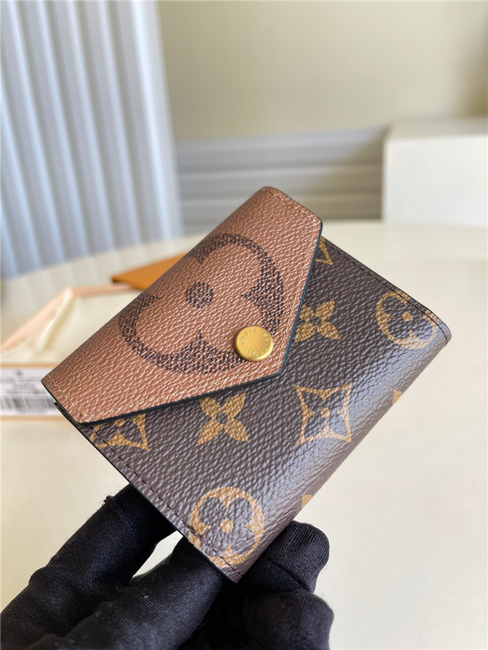  LOUIS VUITTON 루이비통 조에 월릿 M80725