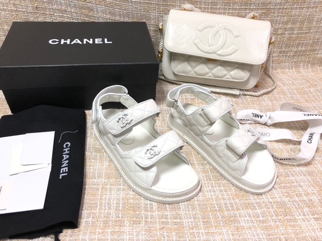 ★(판매완료)★ CHANEL 샤넬 샌들봄신상 A107638390 해외상품 국내배송건