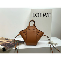 ★(판매완료)★ LOEWE 로에베 미니 해먹백 봄신상 L108001 국내배송건