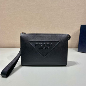 PRADA 프라다 엠보스드 로고 클러치 2VF039