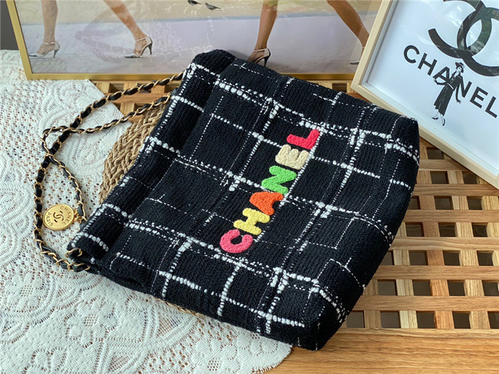 Chanel  샤넬 쇼핑백 라지 39CM AS3261