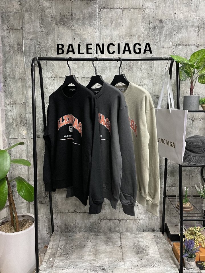 BALENCIAGA 발렌시아가 메종1917로고 맨투맨