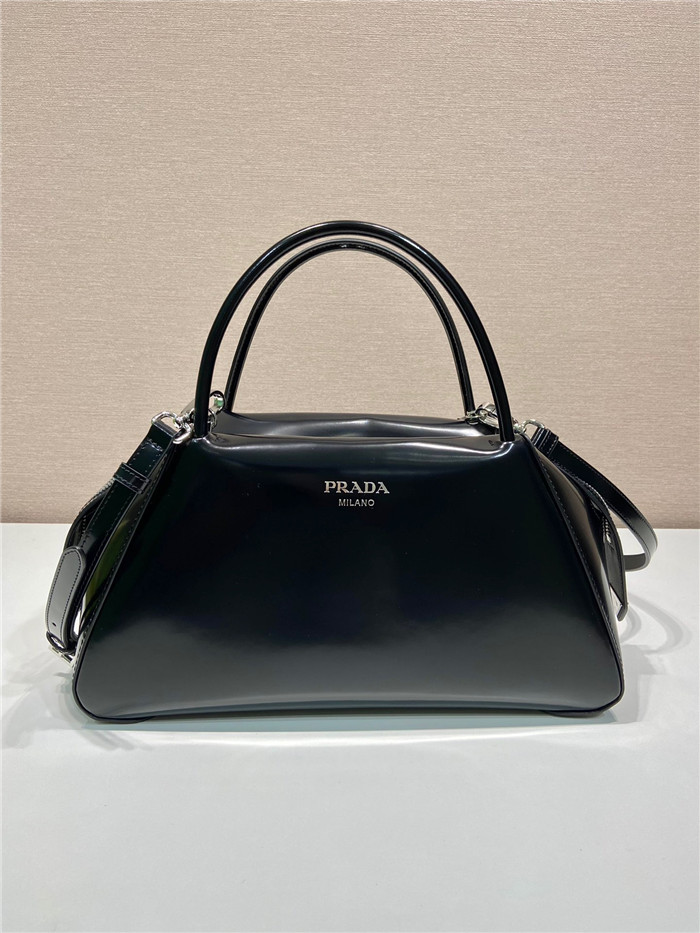 PRADA  프라다 미디엄 브러쉬드 가죽 핸드백 1BA365