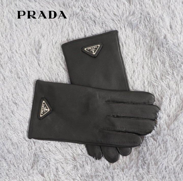 Prada  프라다 사피아노 커플장갑