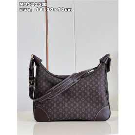 LOUIS VUITTON  루이비통 셀렉션 볼로뉴 30 숄더백 M95225