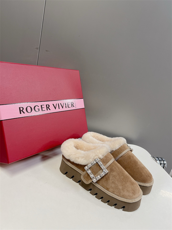 ROGER VIVIER 로저비비에 여성용 단화 (굽높이4CM) R45769