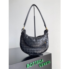 Bottega Veneta  보테가베네타 제멜리  B776764