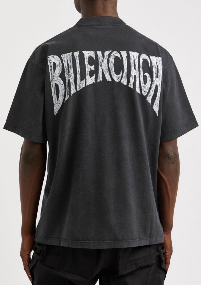 BALENCIAGA 발렌시아가 핸드드라운 워싱 반팔