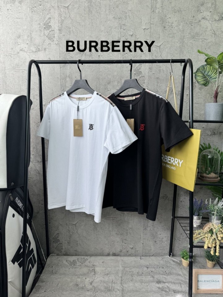 T Burberry  버버리 B숄더체크 티