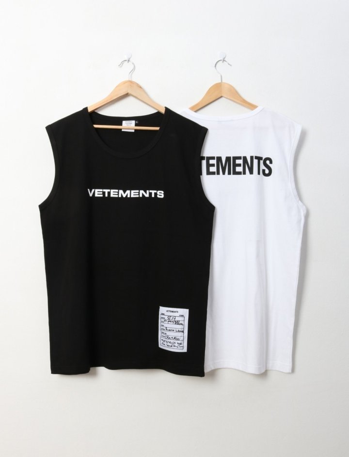 Vetements  베트멍 슬리브리스