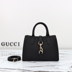 GUCCI 구찌 후크 클로저를 더한 스몰 토트백