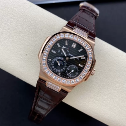 PATEK PHILIPPE 파텍필립 노틸러스 다이아 세팅 블랙 다이얼