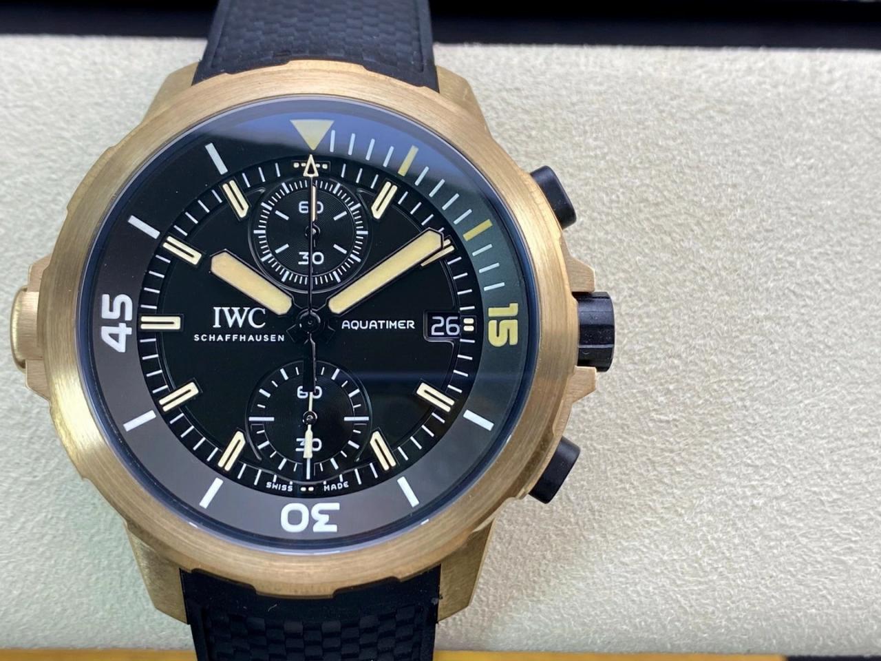 IWC 아이더블유씨 아쿠아타이머 크로노 엑스페디션 찰스 다윈 에디션