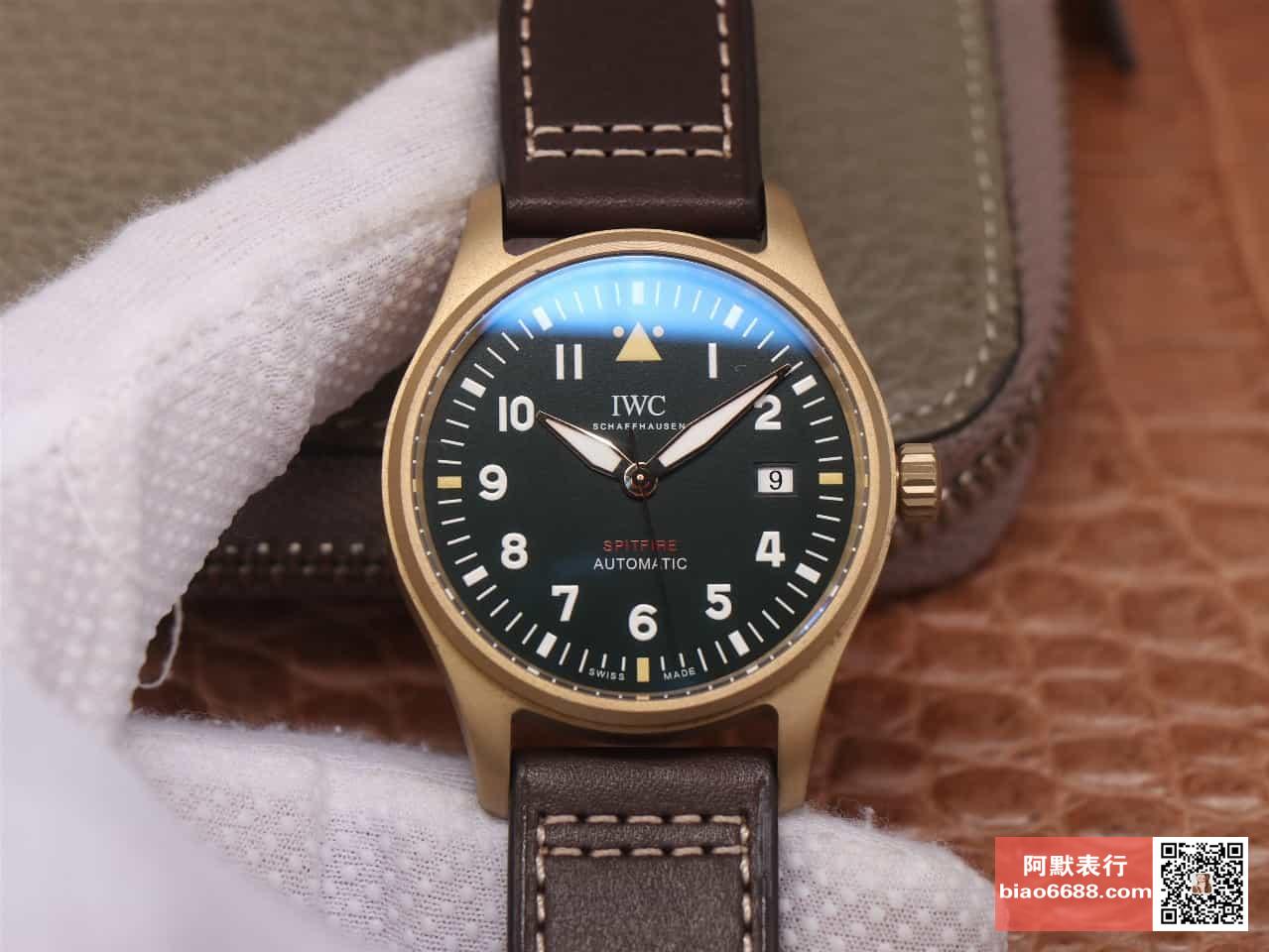 IWC 아이더블유씨 스핏파이어 파일럿 브론즈 블랙다이얼