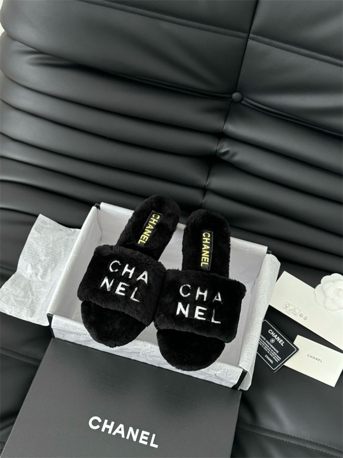 CHANEL 샤넬 여성용 슬리퍼 C61533-1 2024/신상 블랙,화이트 2color