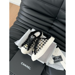 CHANEL 샤넬 여성용 스니커즈 C62405 2024/신상