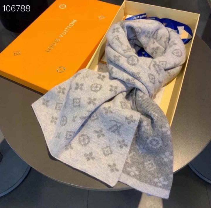 LOUIS VUITTON 루이비통 리버서블 니트 머플러 수입