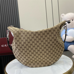 GUCCI 구찌 보디 미디엄 숄더백 817420 2024/신상