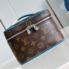 LOUIS VUITTON 루이비통 나이스 미니 파우치백 M12647 2024/신상