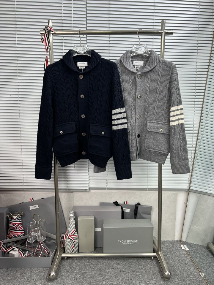 THOM BROWNE 톰브라운 숄 카라 케이블 사선완장 니트 자켓