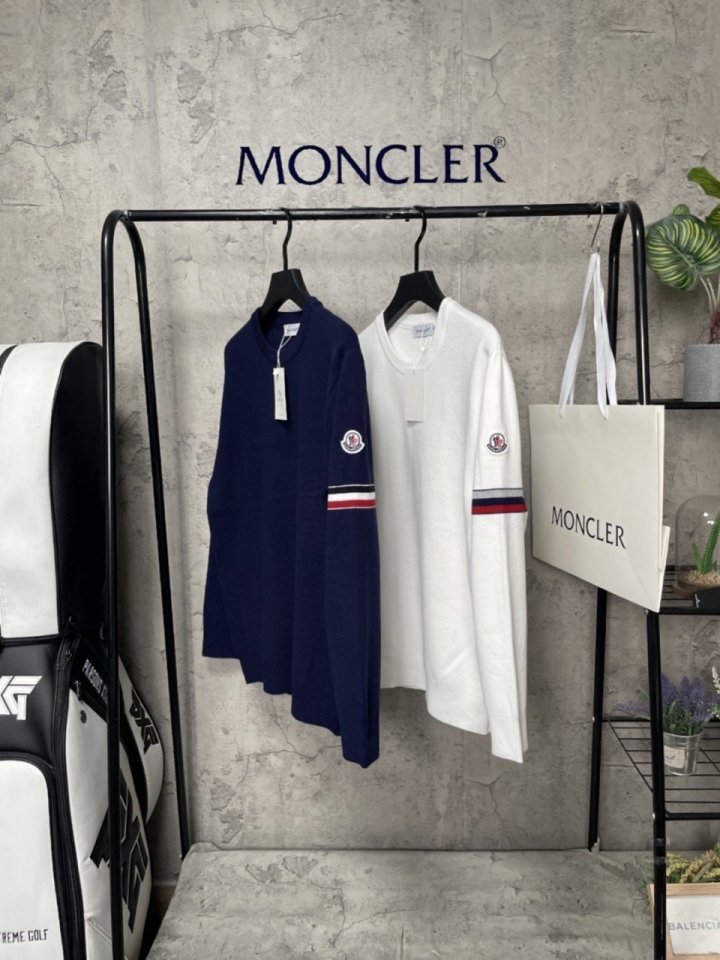 MONCLER 몽클레어 라인 캐시미어 라운드 니트