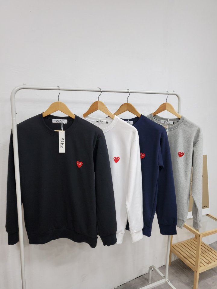 COMME DES GARCONS 꼼데가르송 레드와펜 기모 맨투맨