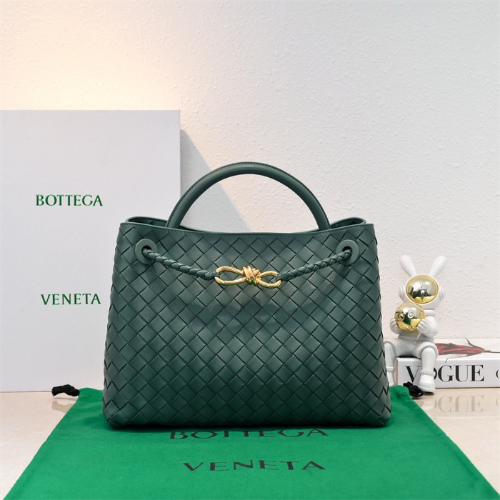 BOTTEGA VENETA 보테가베네타 안디아모 미디엄 토트백 84630 2024/신상