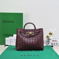 BOTTEGA VENETA 보테가베네타 안디아모 스몰 토트백 74630 2024/신상