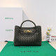 BOTTEGA VENETA 보테가베네타 안디아모 스몰 토트백 74630 2024/신상