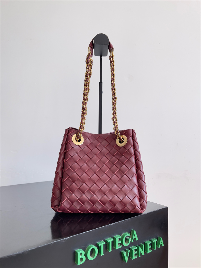 BOTTEGA VENETA 보테가베네타 패러슈트 스몰 크로스백 817175 2024/신상