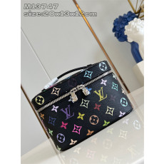 LOUIS VUITTON 루이비통 나이스 미니 파우치백 M13747 2024/신상