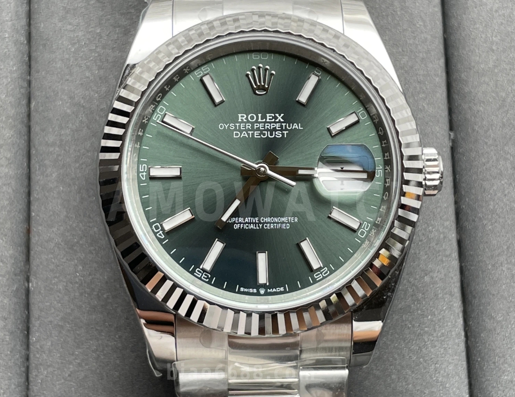 ROLEX 로렉스 데이저스트 그린 스틱 다이얼 오이스터 41mm 126334