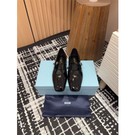 PRADA 프라다 여성용 단화 P42324-1 2024/신상 2COLOR