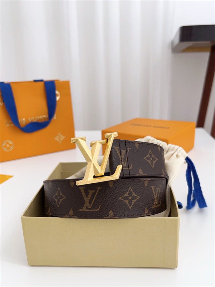 LOUIS VUITTON 루이비통 남성용 벨트 4.0CM L94954-3 2024/신상