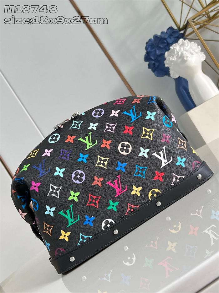 LOUIS VUITTON 루이비통 파우치백 M13743 2024/신상 2COLOR