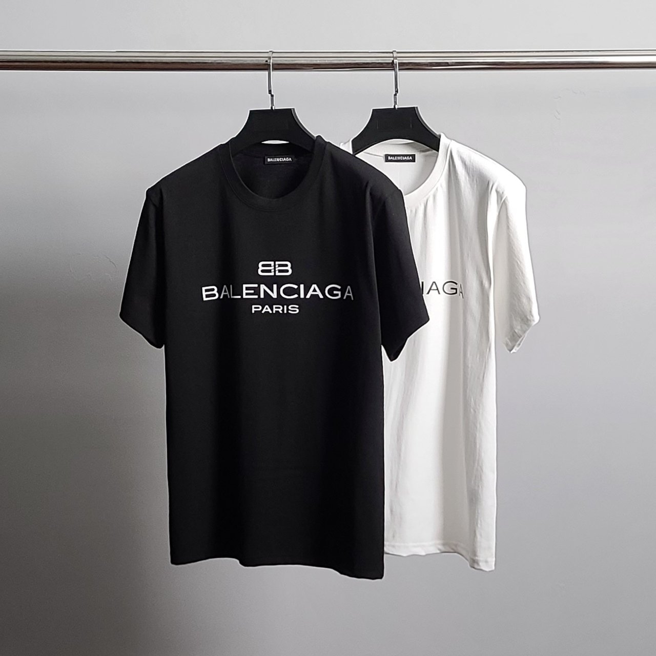 BALENCIAGA 발렌시아가 BB로고 코튼 반팔티