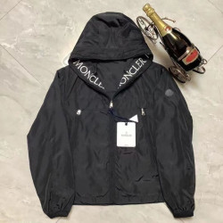 MONCLER 몽클레어 마쎄리우 바람막이