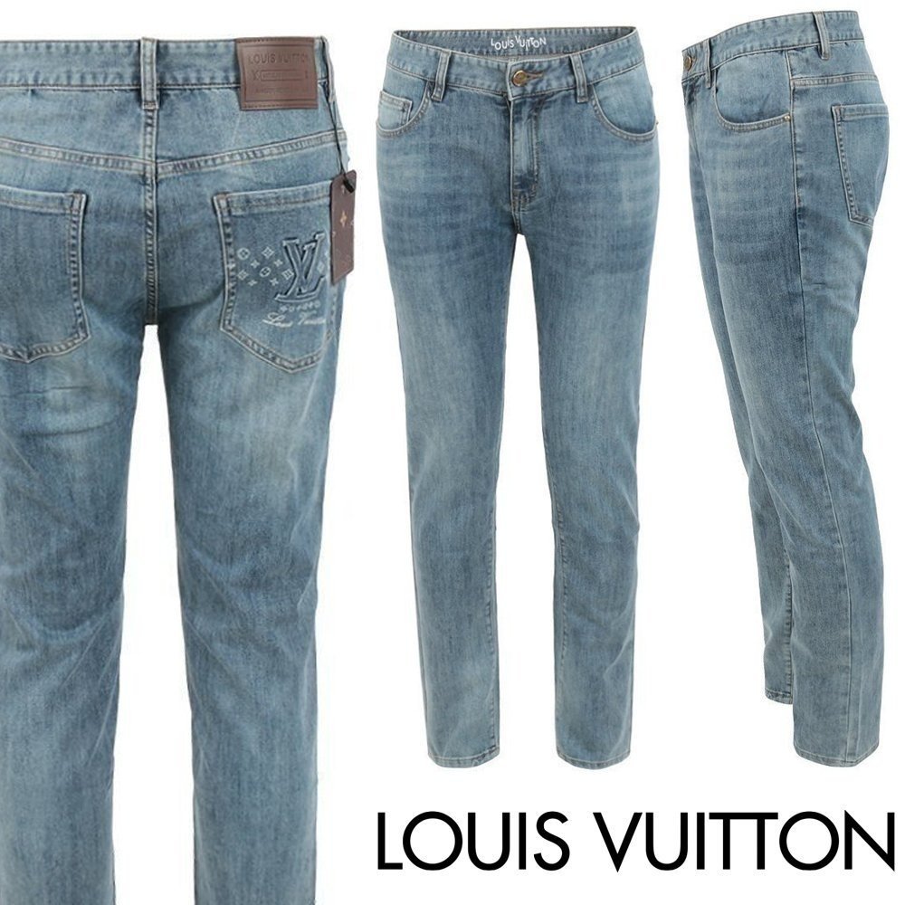 LOUIS VUITTON 루이비통 모노그램 엠보 슬림 일자진