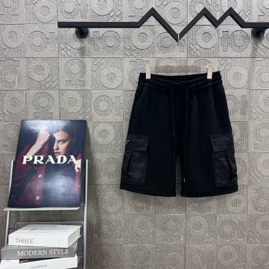 PRADA 프라다 삼각로고 하프팬츠