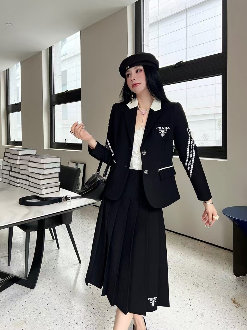 PRADA 프라다 롱스커트 자켓셋트 벨트포함