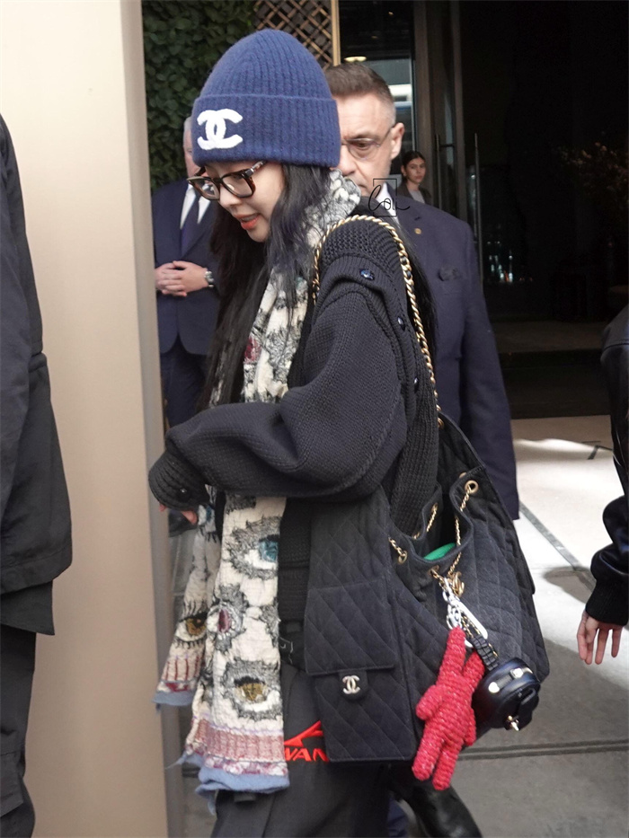 CHANEL 샤넬 호보백 AS1051 2SIZE
