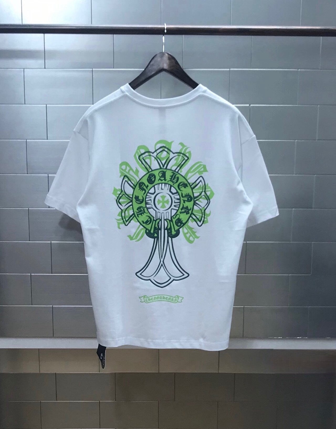 CHROME HEARTS 크롬하츠 네온프린팅 반팔 티셔츠