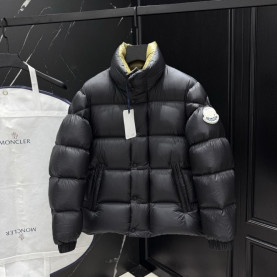 MONCLER 몽클레어 트리피티 다운 패딩
