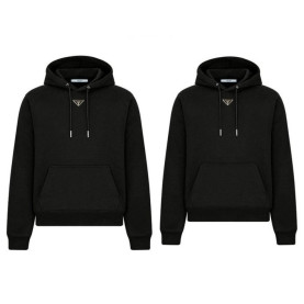 PRADA 프라다 트라이앵글 넥플레이트 후드티