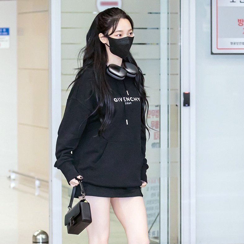 GIVENCHY 지방시 디스트레시드 기모 후드티