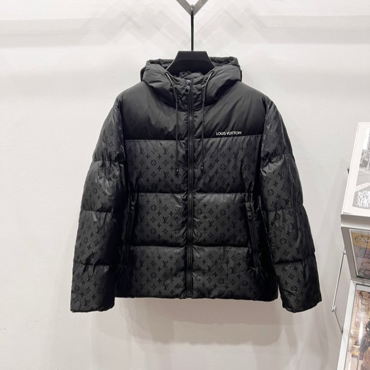 LOUIS VUITTON 루이비통 백로고 패딩