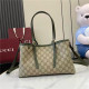 GUCCI 구찌 GG 엠블럼 스몰 토트백 815214